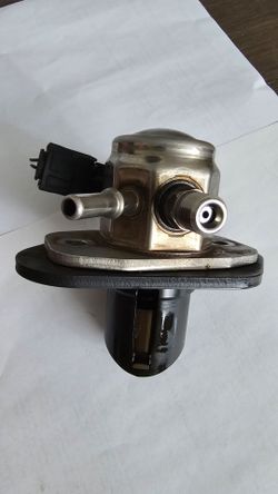 Delphi High Pressure Fuel Pump – Lexus NX200t 2015-2017
