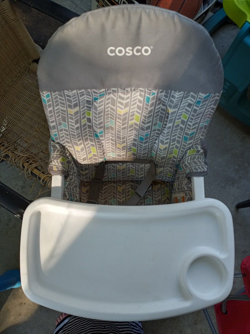 Costco High Chair for Sale in Westminster, CA OfferUp
