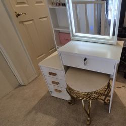 Make Up Vanity