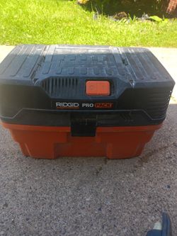 Ridgid 4.5 Gallon Wet/Dry Vacuum