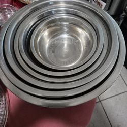 Six aluminium bowls GREAT QUALITY EXCELLENT CONDITION 