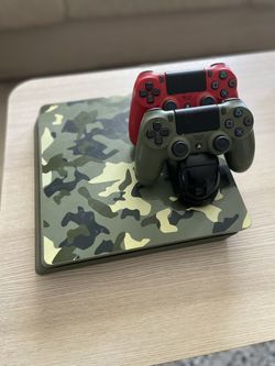 PS4 Camo Limited Edition w/Games