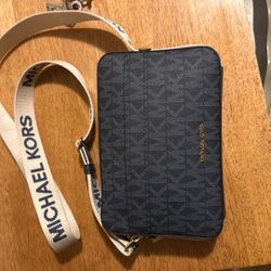 Michael kors bag authentic