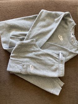 Nike set youth