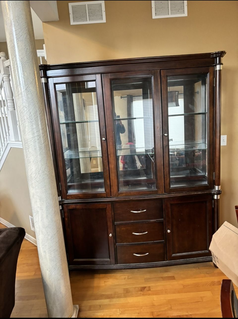China/Curio Cabinet