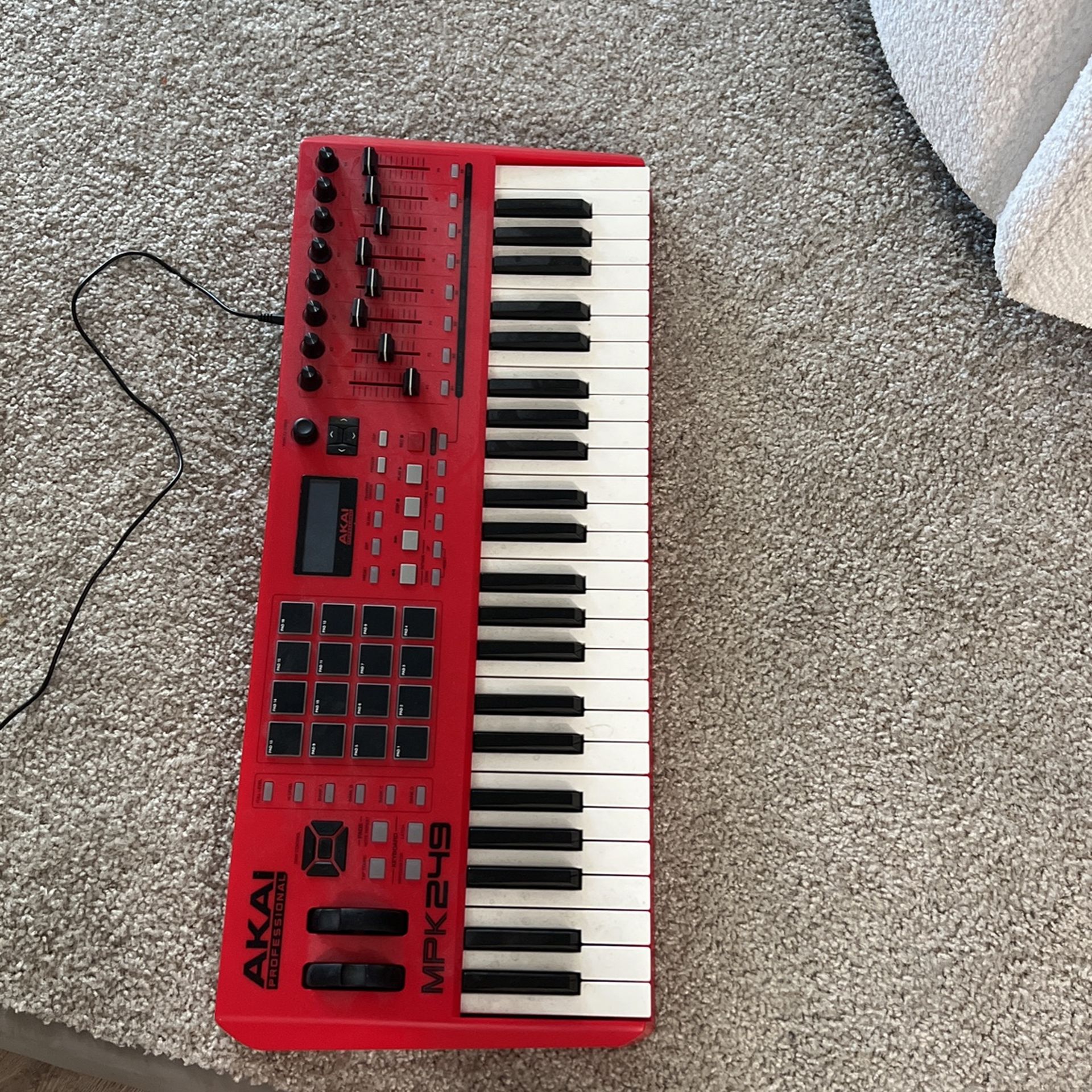 Akai Mpk249 Barely Used. *rare* Limited Edition