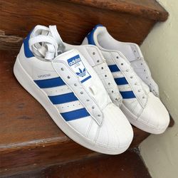 Adidas superstar xlg size 10