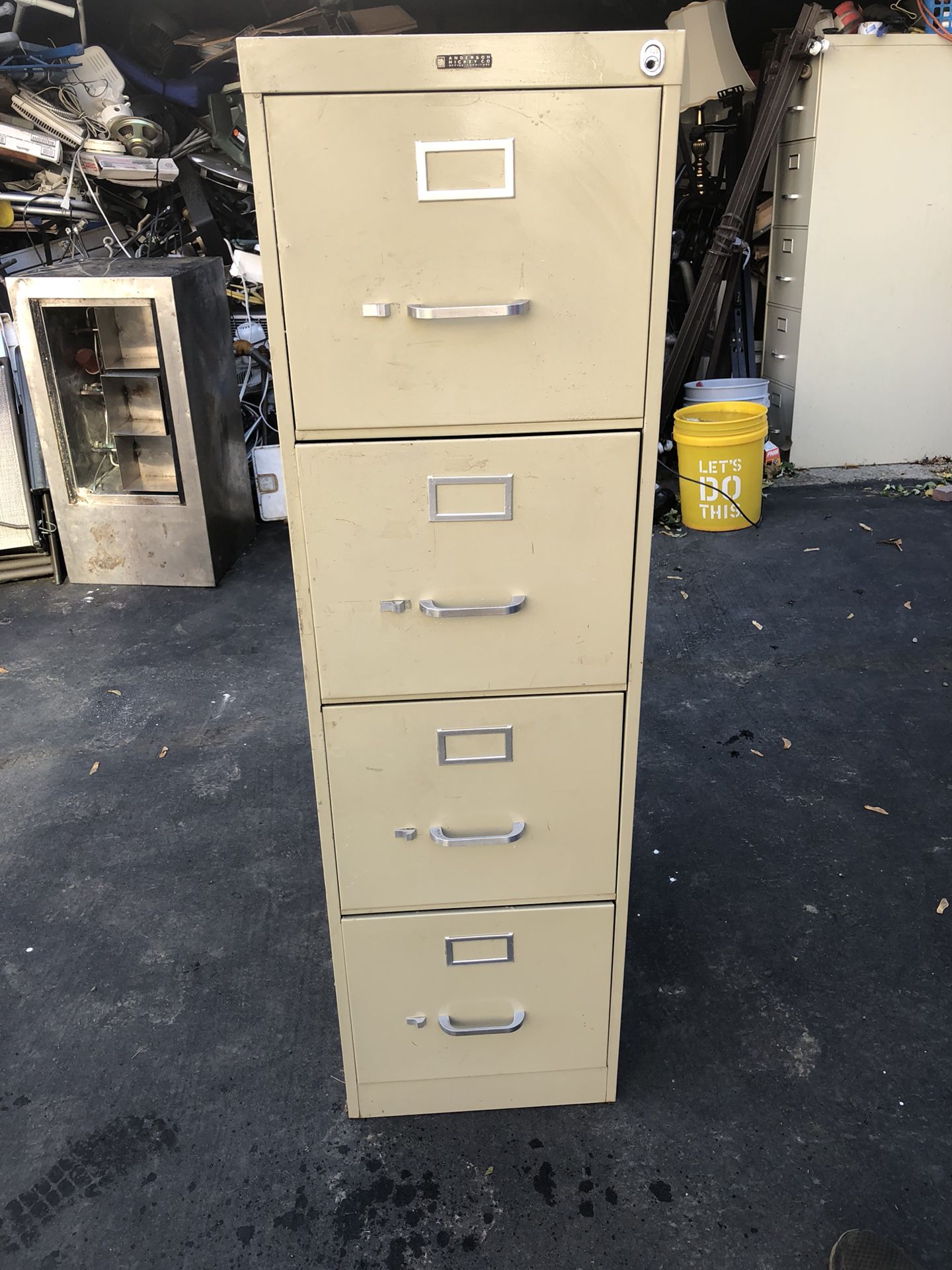 Office files cabinet