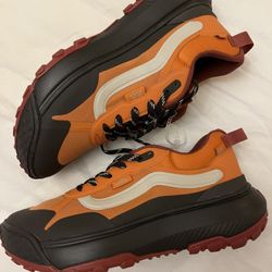 New Vans Sneakers Unisex VansMte Crosspath Shoe Marmalade Orange Woman Size 8.5 &9, Man Size 7&7.5
