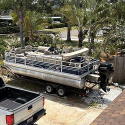 2023 Sun Tracker Fishing Barge 20