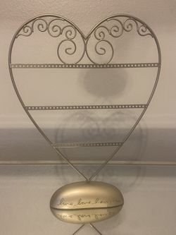 Heart Shaped Jewelry Holder