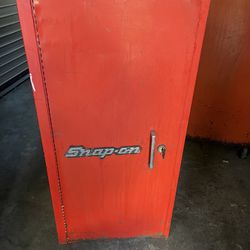 Vintage Snap On Tools Side Cabinet Tool Box With Key 