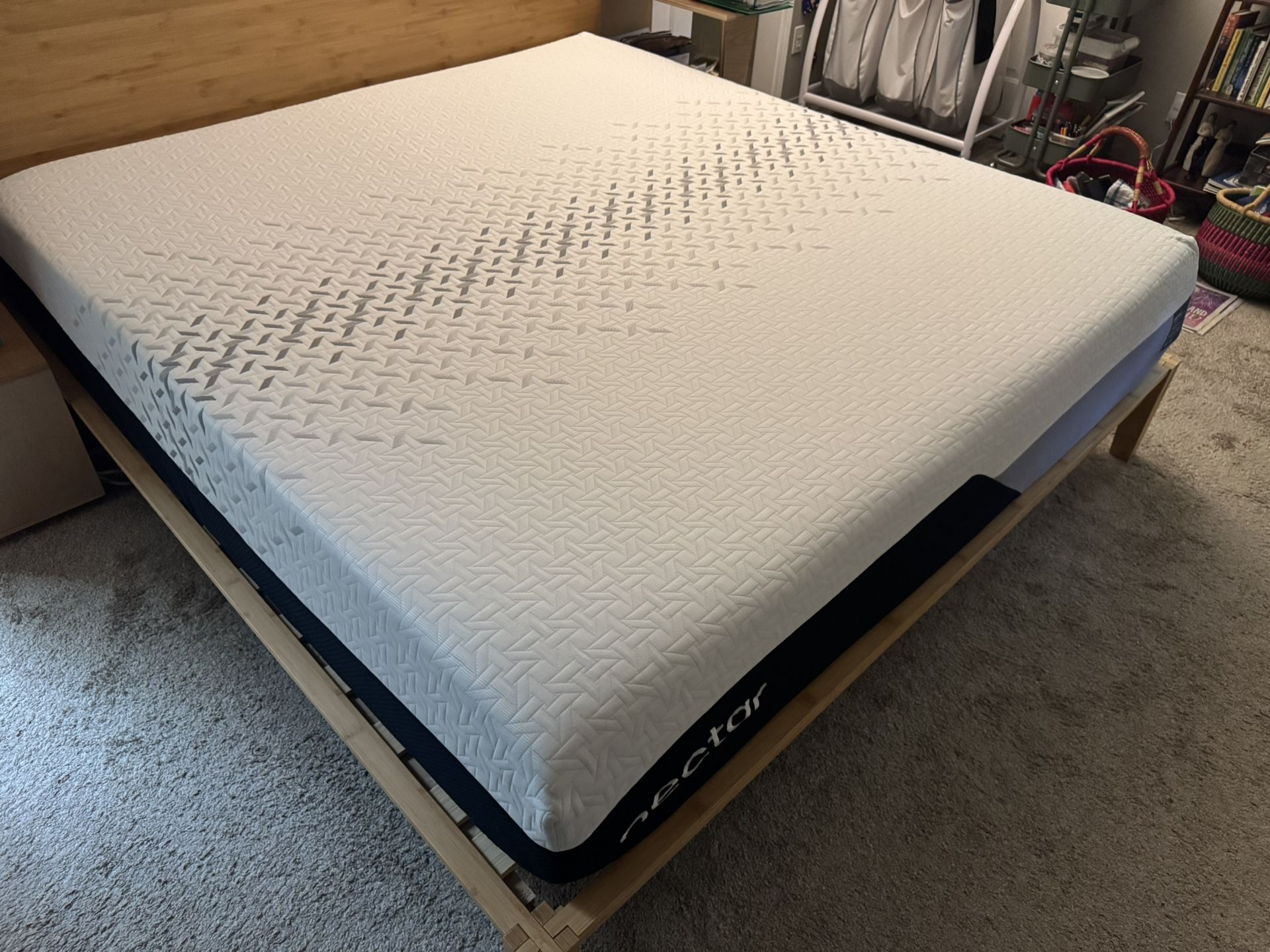 Like New Nectar Premier Memory Foam King Mattress