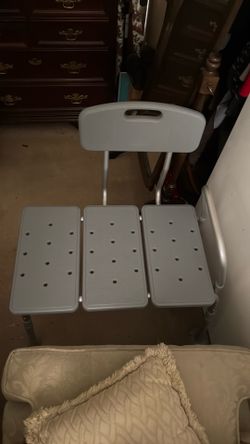 Extra large shower chair