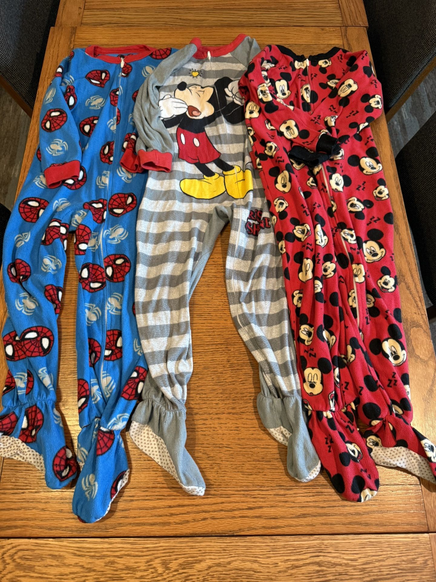 Boys 5T Footie Pajamas Bundle