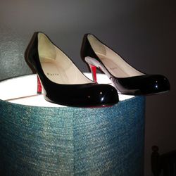 Christian Louboutin Woman's simple Pump 85 Patent Black Heel