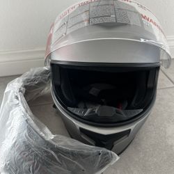 Helmet Silver With Extra Tinted Visor Size Xxl New Dot 
