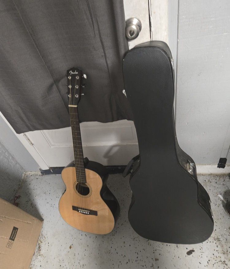 FENDER acoustic/built In Tuner