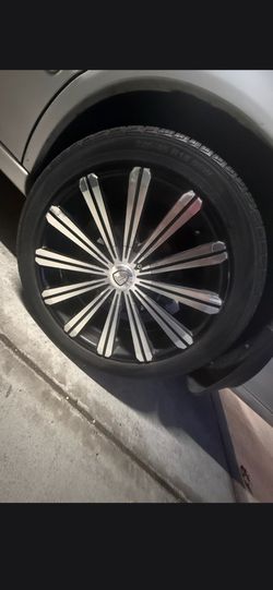4Rims & Tires Good rubber all 4 center caps