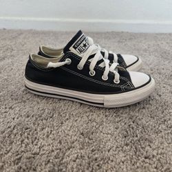 Converse. Size. 1 