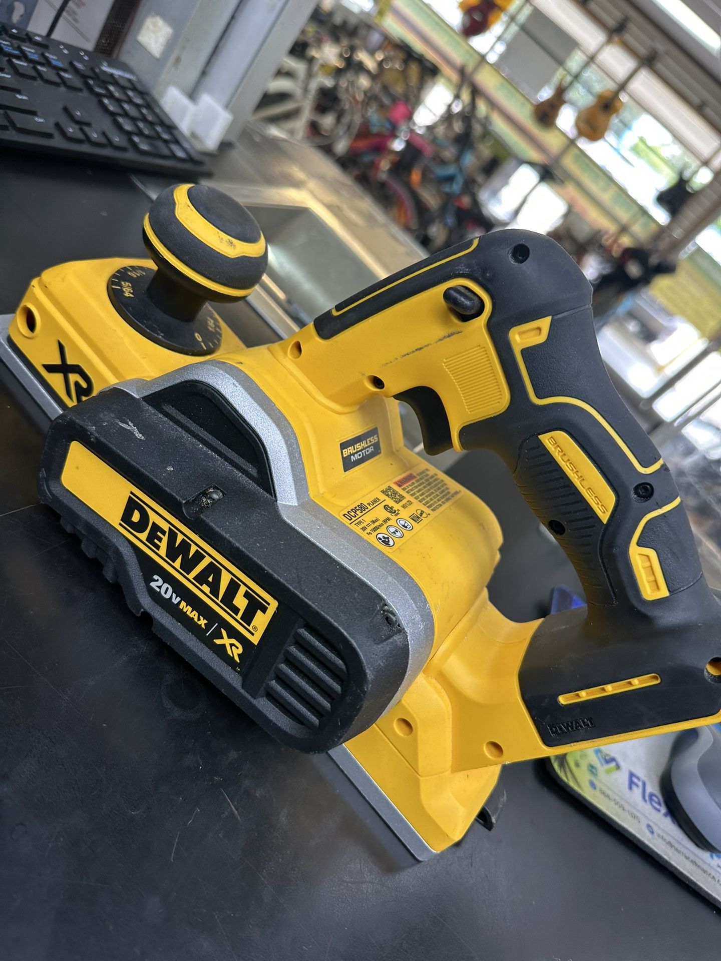 Dewalt DCP580 20V Max Planer TOOL ONLY