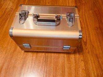brand new makeup case with locker