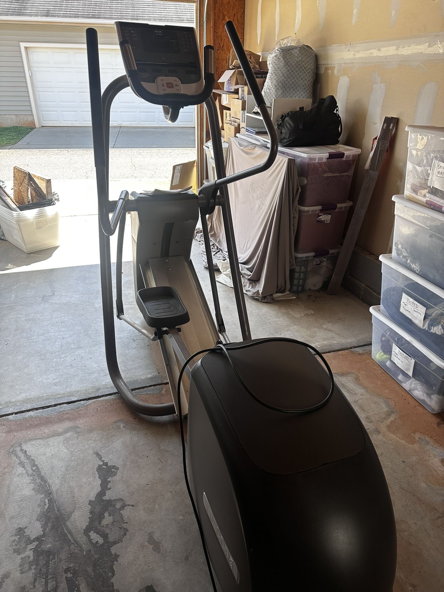 ProForm PreCor Elliptical Machine