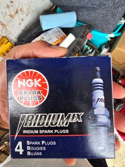 Ngk 93501 honda accord spark iridium plugs brand new