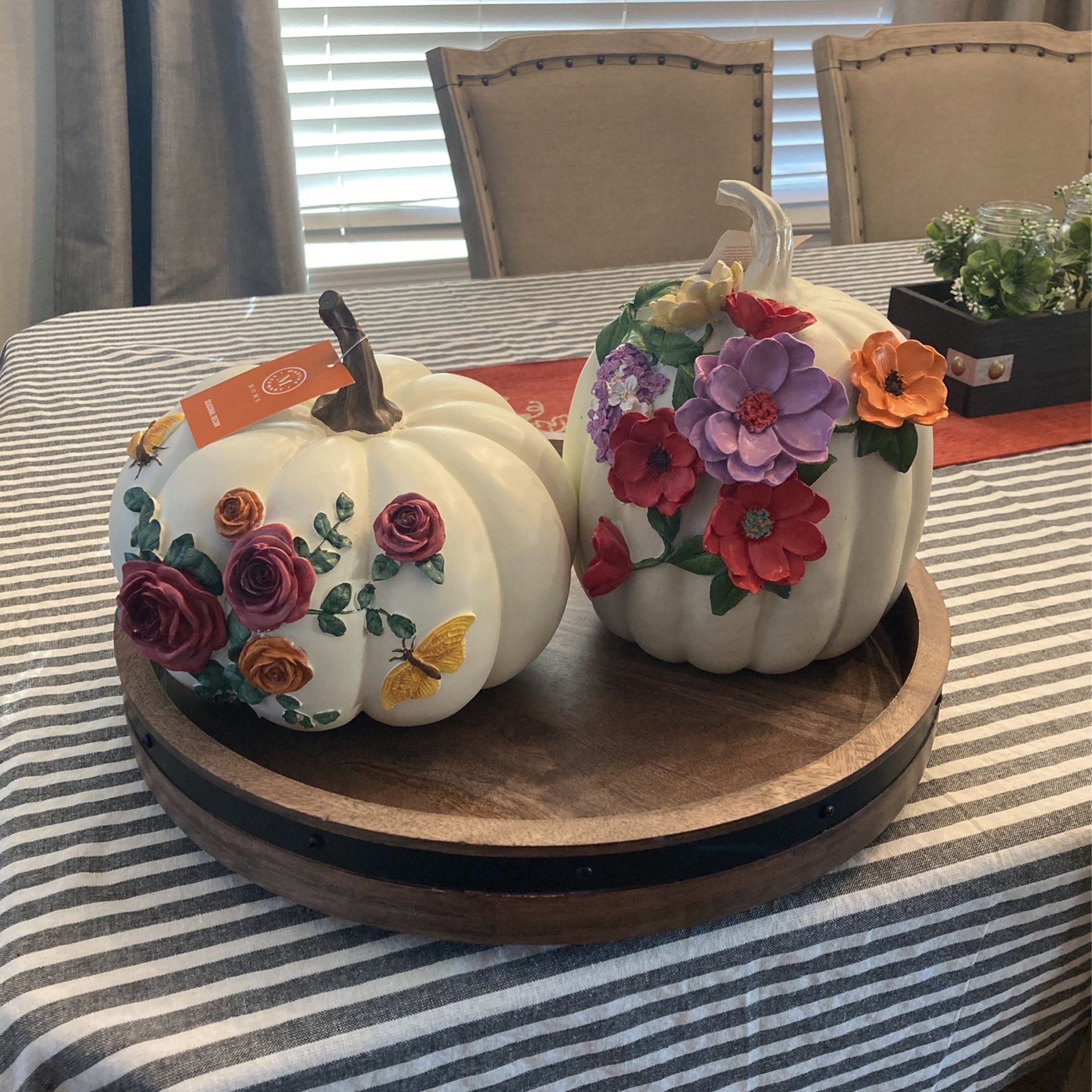 ***Elegant Muertes Style Pumpkins***