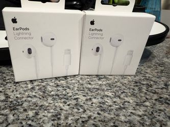 Wired Apple ear phones