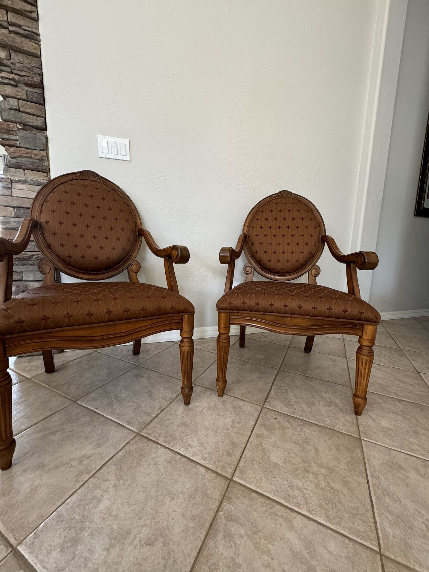 Accent Chairs / Arm Chair Set Of 2 / Accent Chair Solid Carved wood