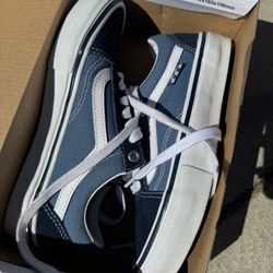 Youth Vans 