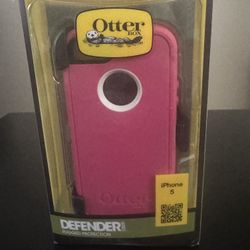 OtterBox Defender Phone Case with Clip for iPhone 5 in pink 