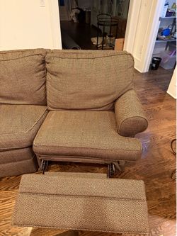 Sectional sofa with two reclining sides