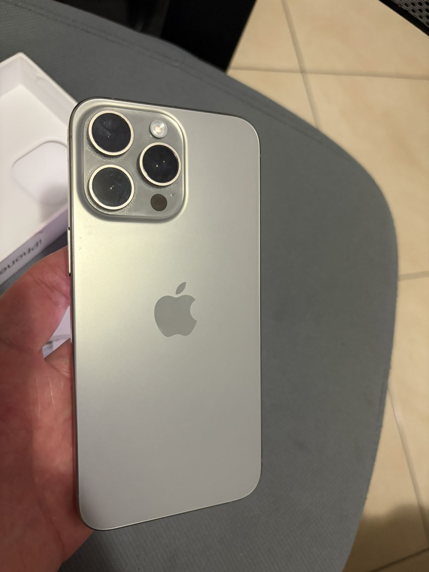 iPhone 15 Pro Max
