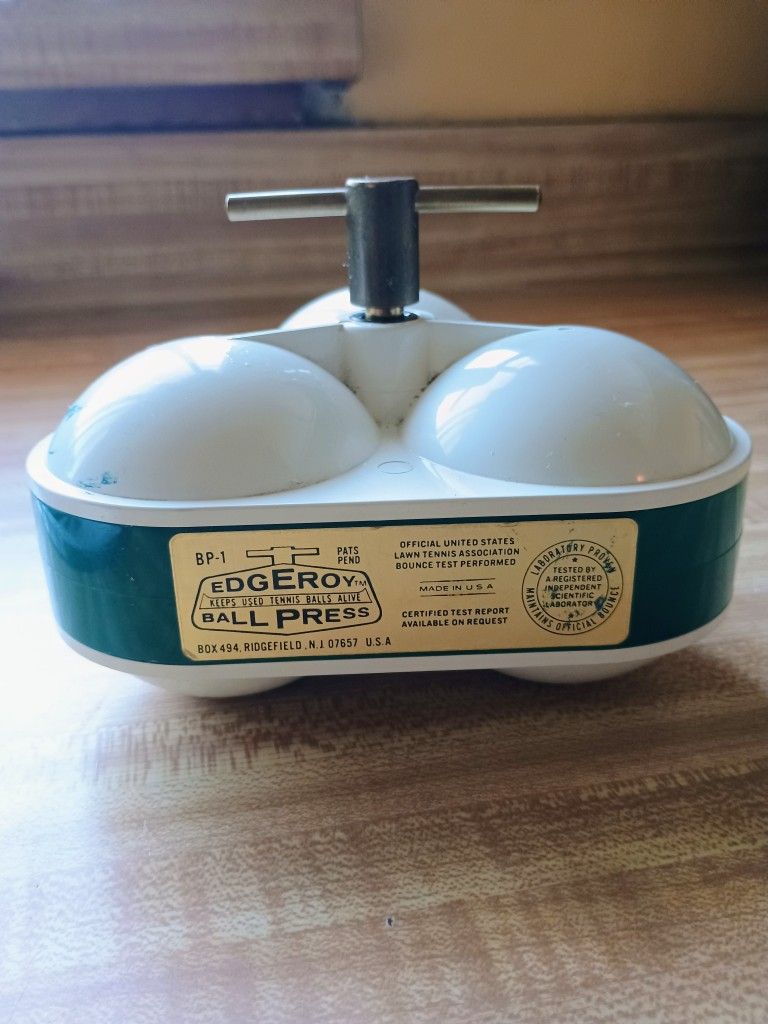 Vintage Collectable Edge Roy Tennis Ball Press