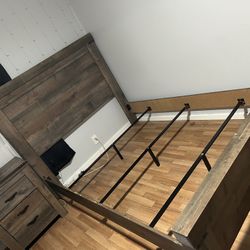 Queen Size Wooden Bed Frame Set 