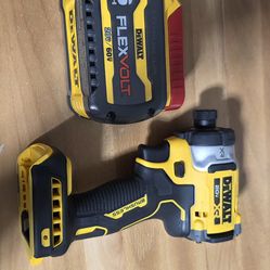 Dewalt impact driver and battery