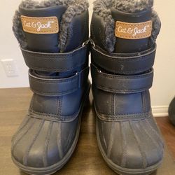 Snow Boots Cat & Jack Size 11