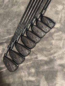 PXG 6th generation black on black 4-G excellent golf