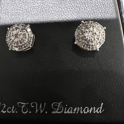 Diamond earrings 1/2 carat