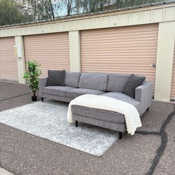 Living Spaces Cosmos Grey Sectional w/ Chaise - Delivery