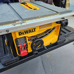 Dewalt 8-1/4in portable table saw, works good, no fence or mitre gauge,  what you see is what you get