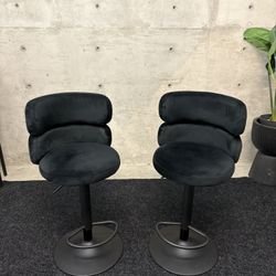 PAIR OF ADJUSTABLE BLACK VELVET BAR STOOLS (DELIVERY AVAILABLE)  