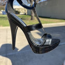 Heels (size 7.1/2)