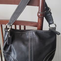 Vintage COACH Black Leather Soho Hobo Shoulder Bag