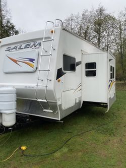 08 Salem Toy hauler