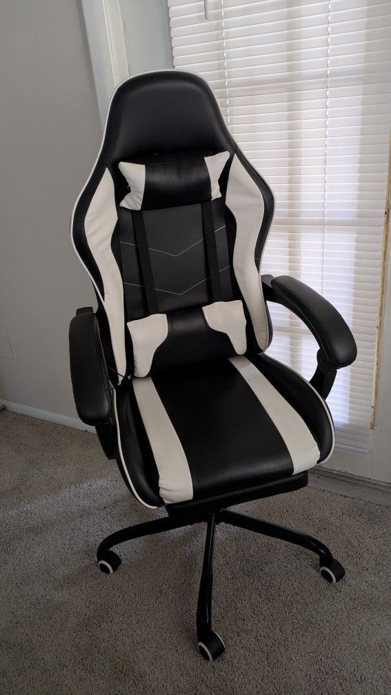 Desk chair