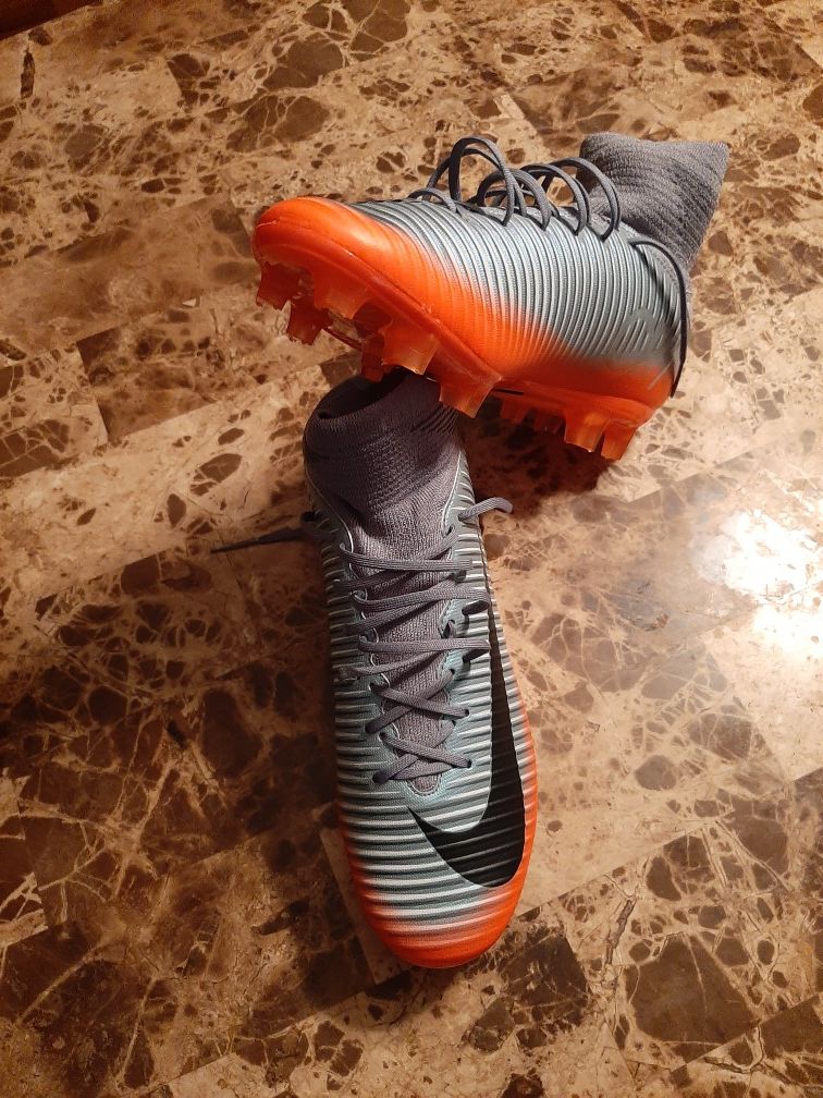 Nike Football/Soccer Cleats 6.5