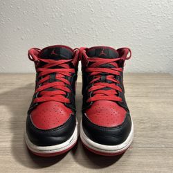 Nike Air Jordan 1 Mid Black Fire Red White Youth Size 1Y